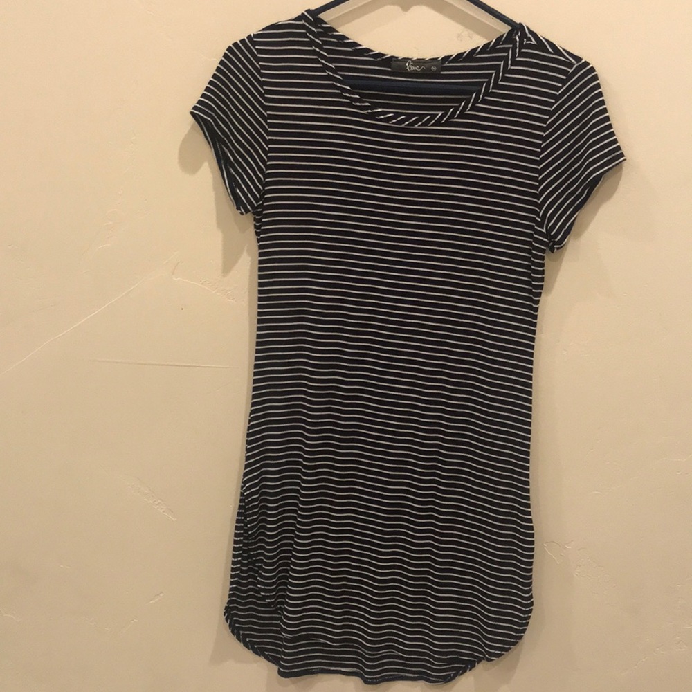 Oversized striped tee
